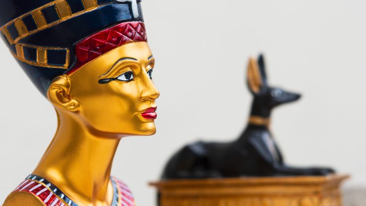 What is the Nefertiti Lift? A Complete Guide to Non-Surgical Jawline & Neck Rejuvenation 