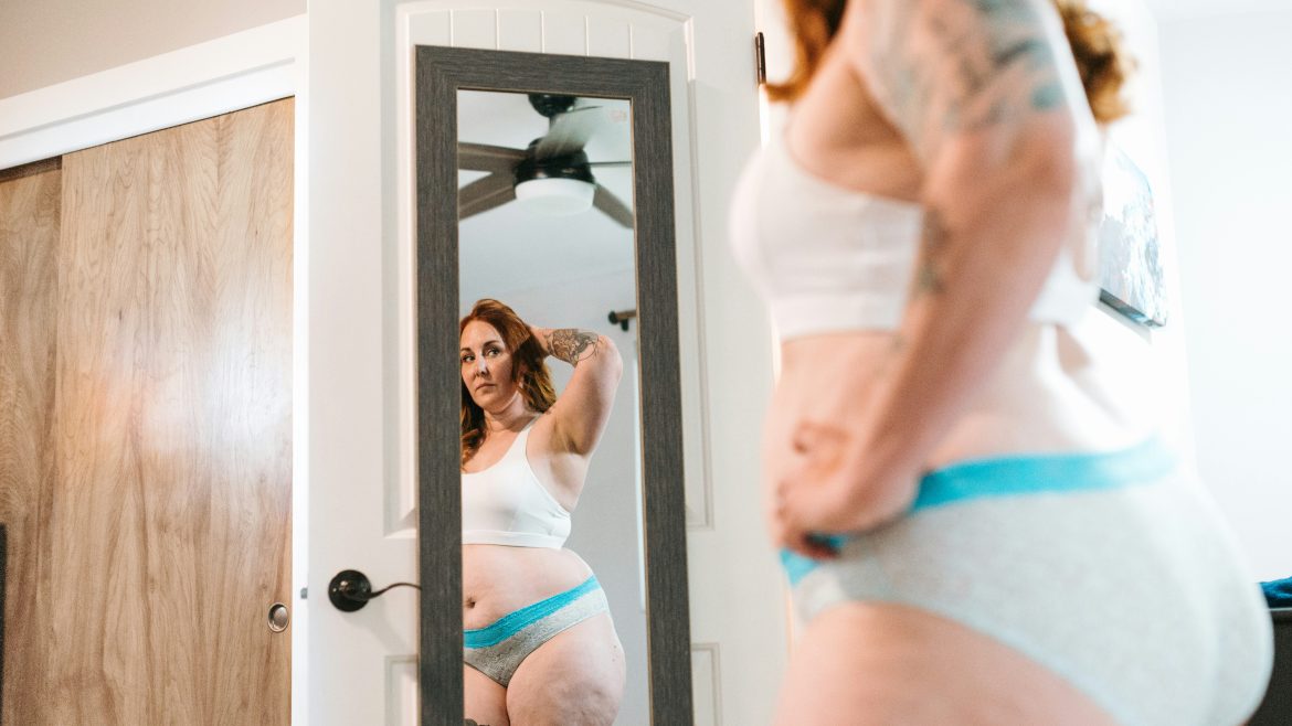 The Hourglass Transformation: How VASER Liposuction and Renuvion Can Sculpt the Waist You’ve Always Wanted